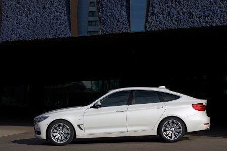 3 Gran Turismo 4